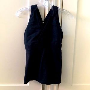 Lululemon stretch black/Mesh Tank